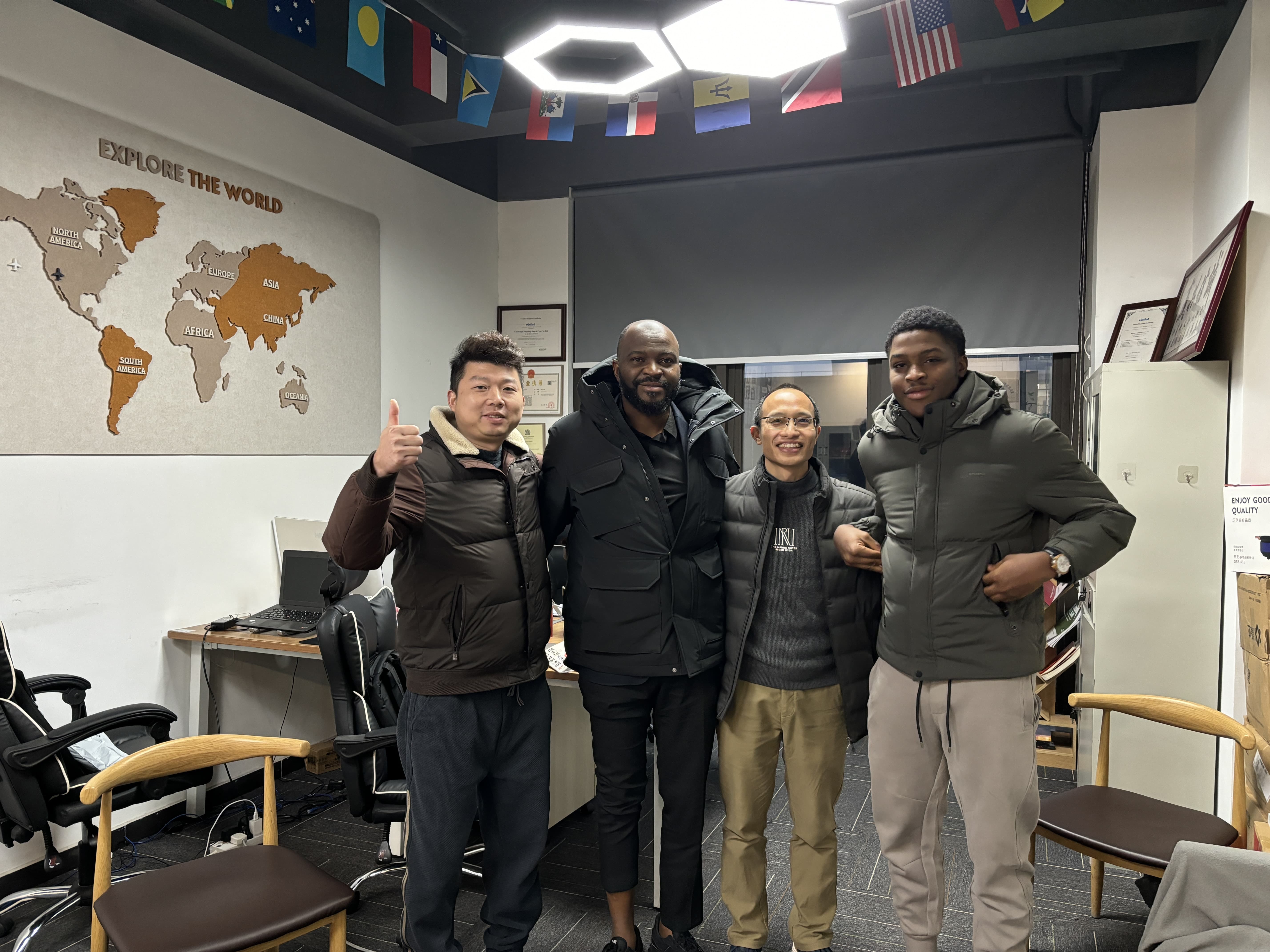 Latest company case about Signed a distribution agreement with an African customer