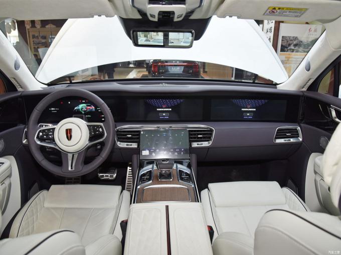 In Stock Hongqi E-Hs9 New Or Used Chinese New Electric Car With 4WD Motor 6 Seats 690km Hongqi E-Hs9 5